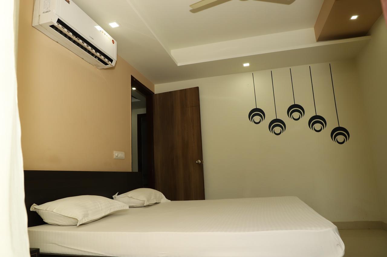 Braj Villas Vrindāvan Εξωτερικό φωτογραφία