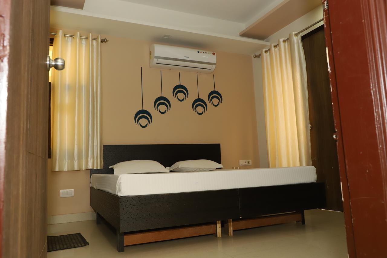 Braj Villas Vrindāvan Εξωτερικό φωτογραφία